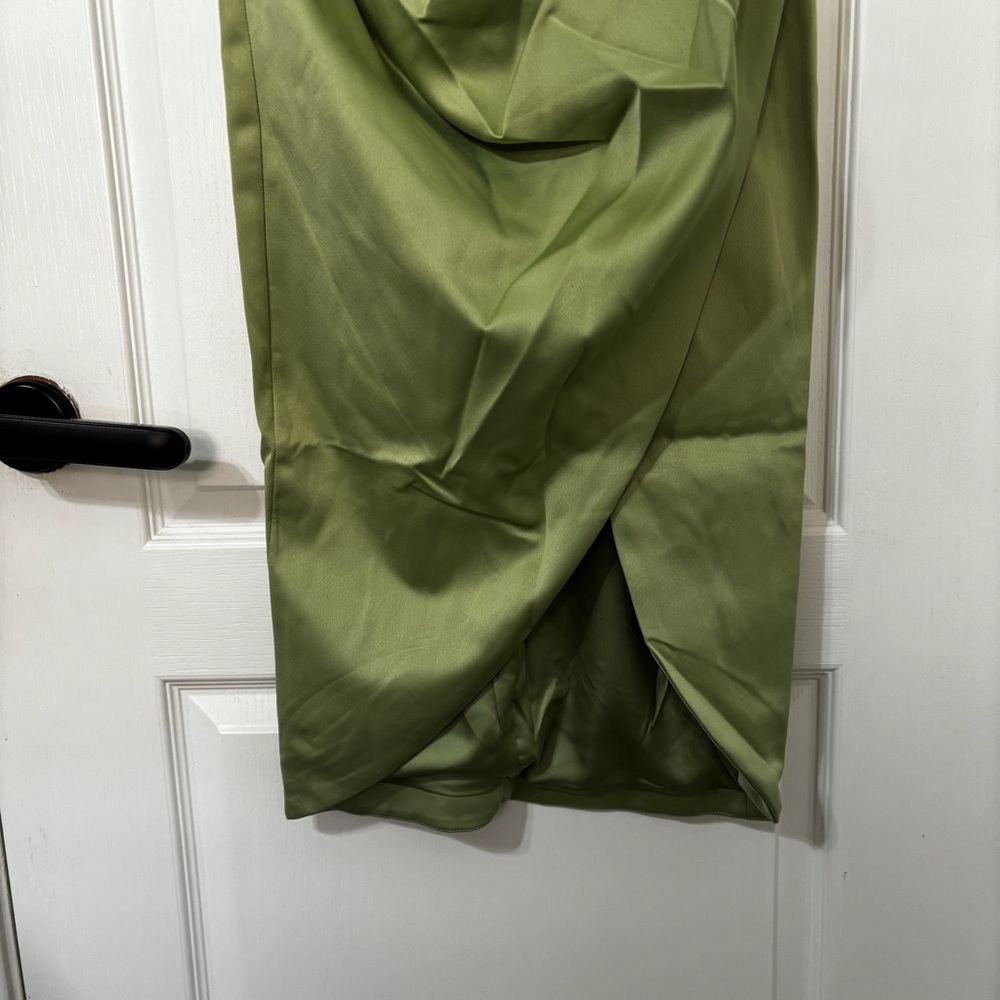 HOUSE OF CB Faye Pistachio Satin Corset Dress Size S - Picture 5 of 8